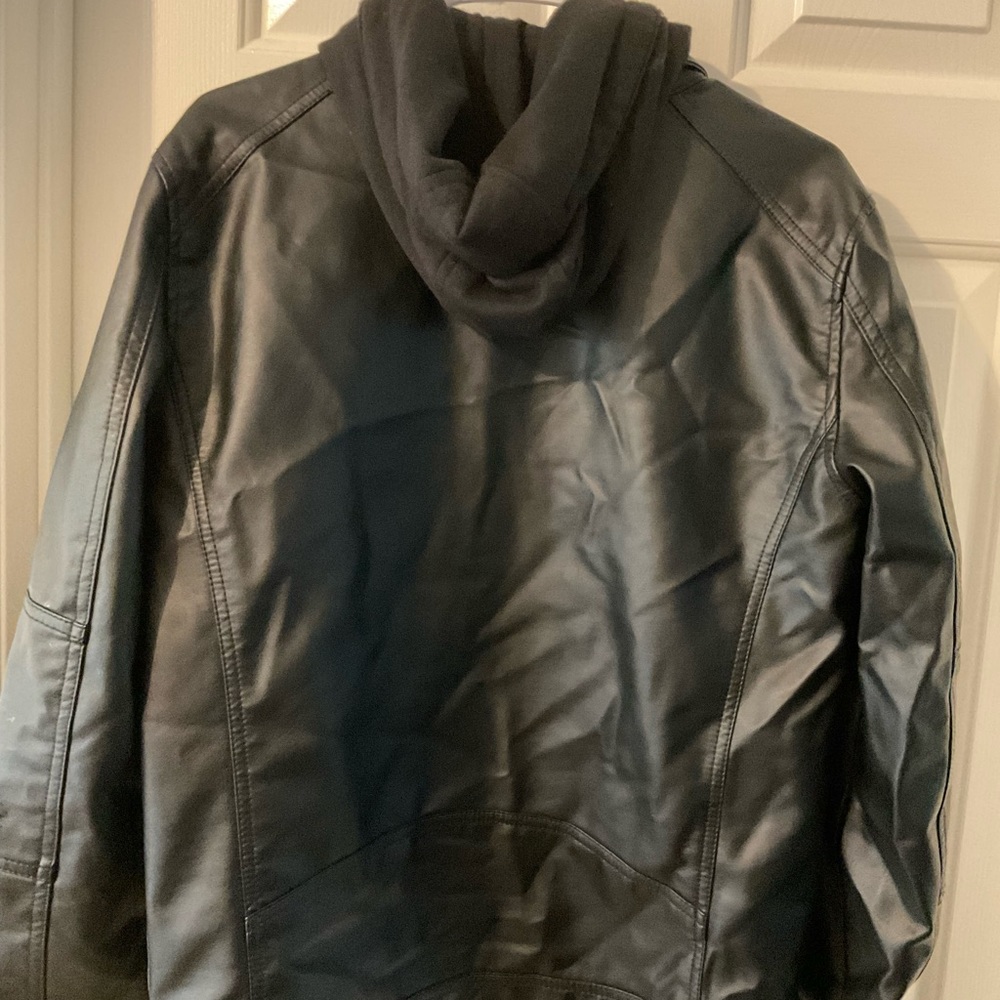 Guess leather jacket - Picture 4 of 4